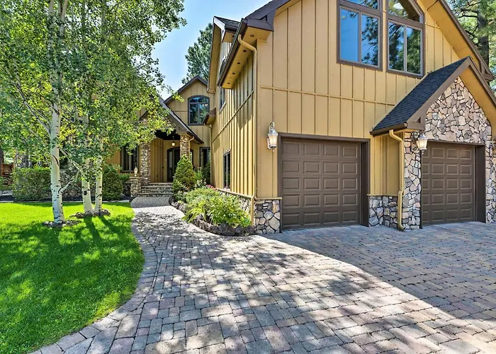 Centrally Located: Lavish Pinetop Paradise! Holiday home Indian Pine