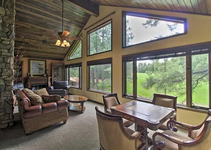 Centrally Located: Lavish Pinetop Paradise! Holiday home *